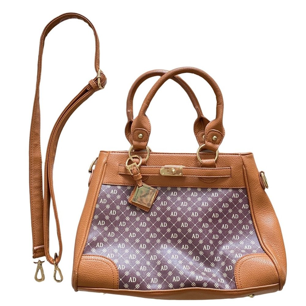 Angela AD Danbury Mint Custom Purse Handbag Pre-Owned 3 Interior Pockets Zipper